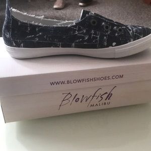 Blowfish AussieSize 10 Sneaker Shoe